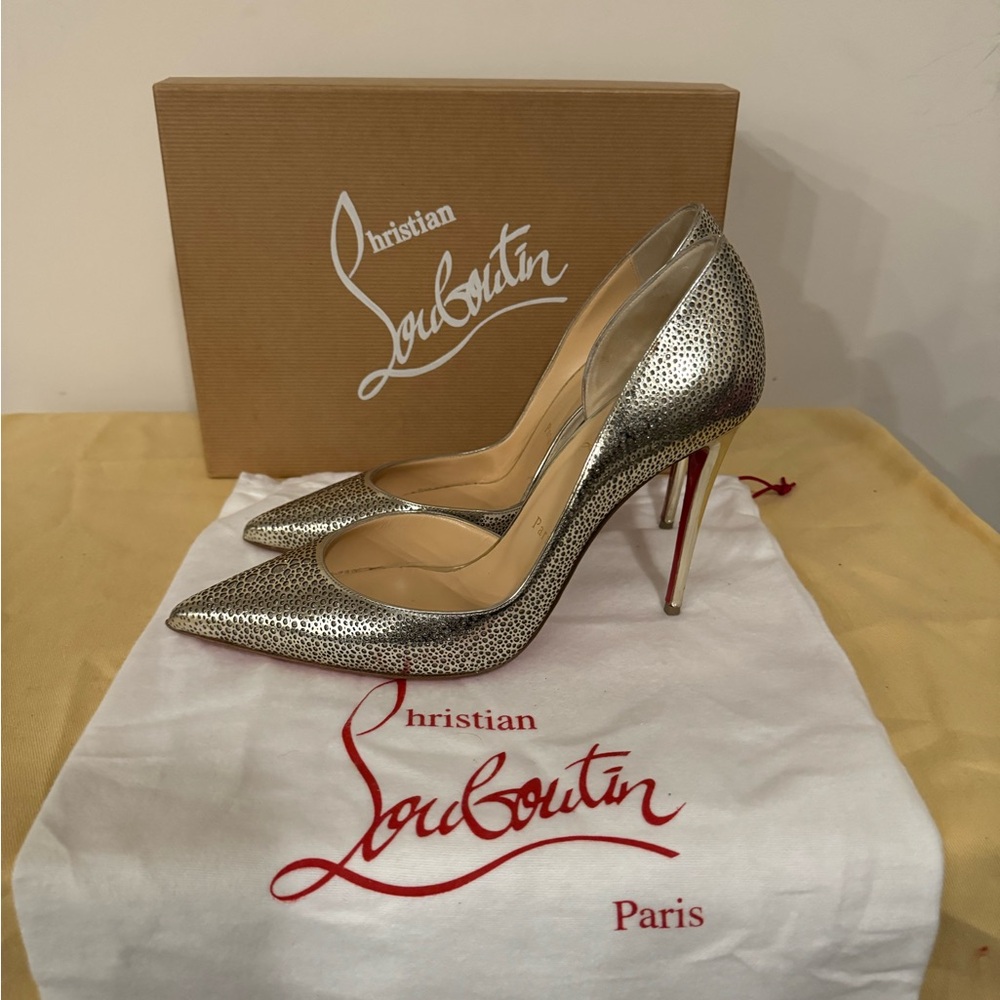 Christian Louboutin 100mm Pumps